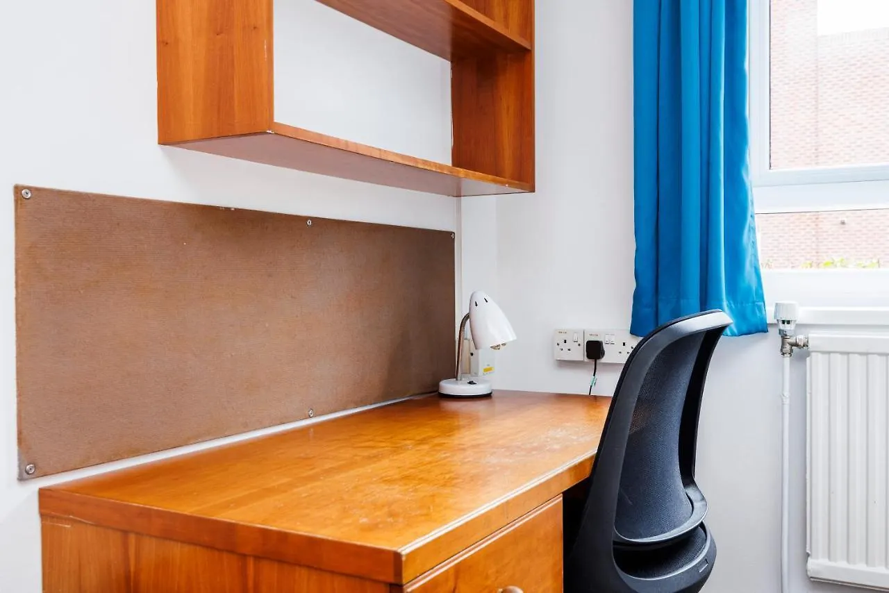 Charming Rooms In Nottingham - Sk 0*,